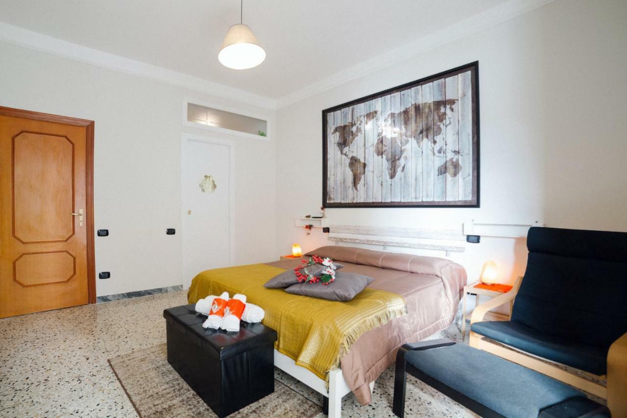 Little Room Салерно Екстер'єр фото